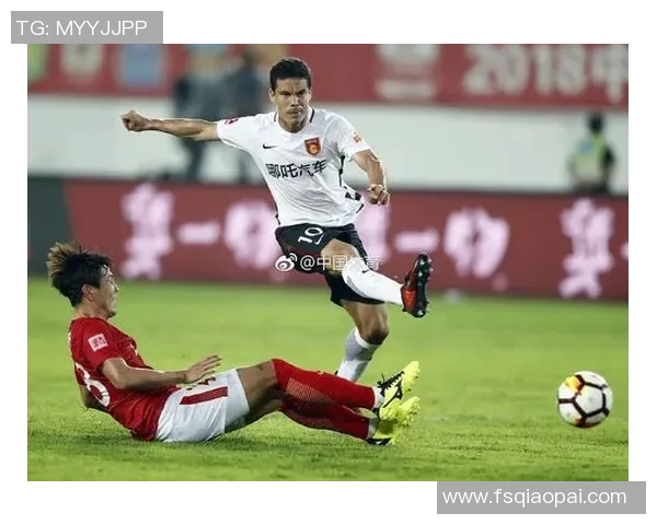 广州富力与河北华夏激战正酣谁能在这场较量中笑到最后